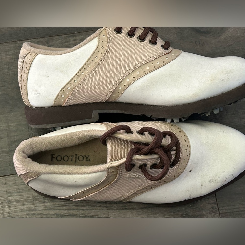 FOOTJOY ladies size 5 leather golf shoes